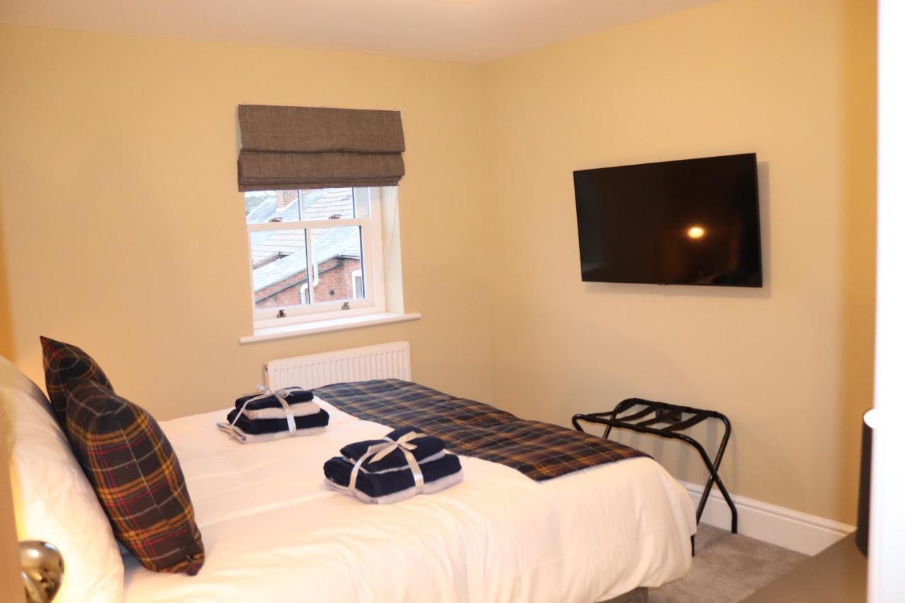 Canal View Cottage With Log Fire & Parking Blisworth Extérieur photo